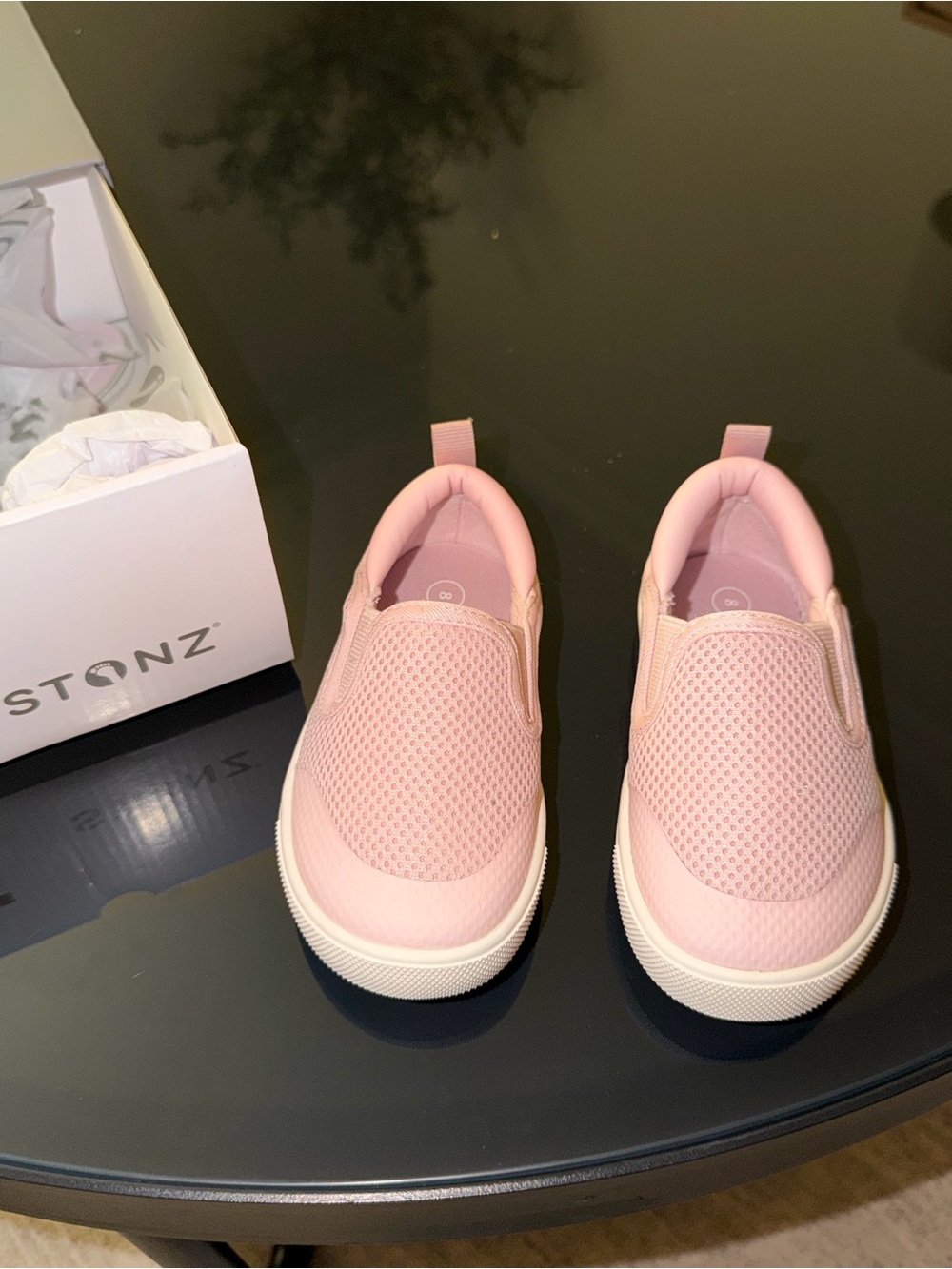 Stonz Kids Slip-On Sneakers in Pink
